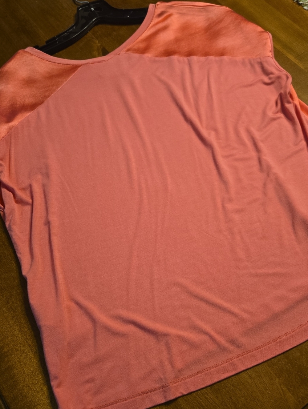 CHARLIE B Coral V-Neck Short Sleeve Top - Picture 3 of 3